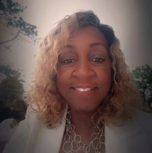 Meet your Posher, Vernell